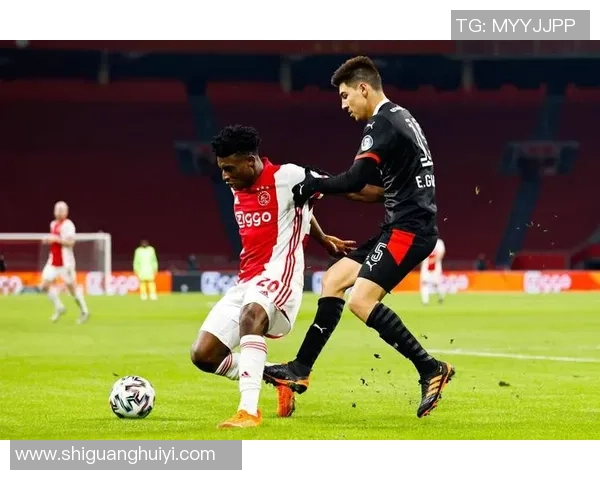 加纳足球传奇人物揭秘：他们如何在国际舞台上闪耀光芒