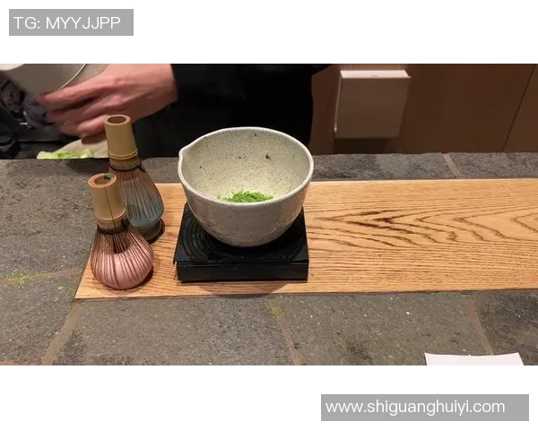 足球明星们的美食偏好揭秘：他们最爱的美味佳肴有哪些呢